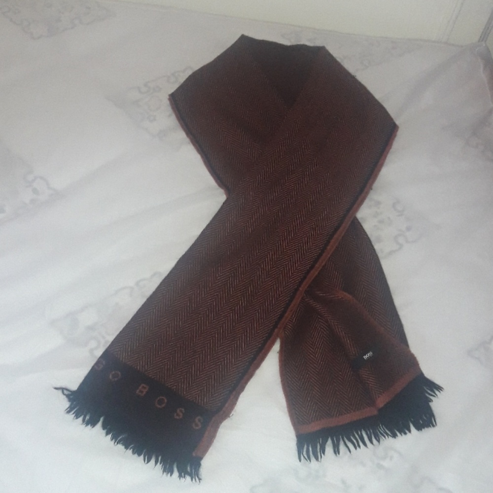 Boss scarf men 64"×14" - Picture 3 of 4